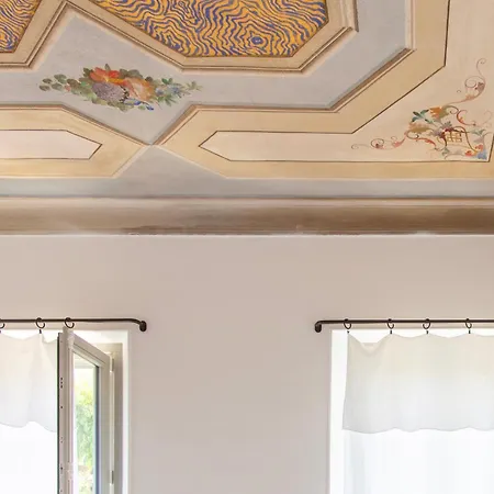 La Batisse En Blanc *