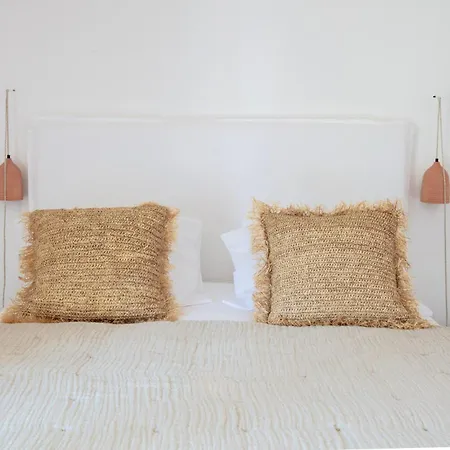 La Batisse En Blanc Hotel *