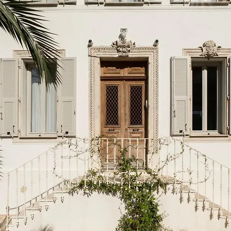 La Bâtisse En Blanc